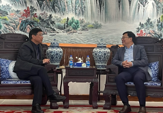 k8凯发王平卫董事长拜会周鼎大使